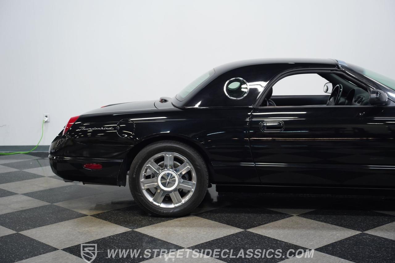 2005 Ford Thunderbird
