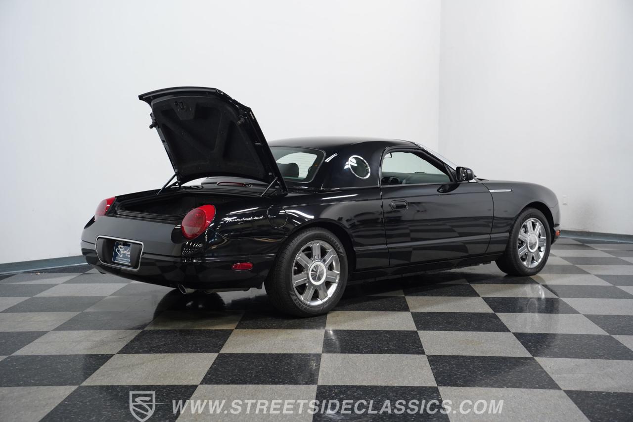 2005 Ford Thunderbird