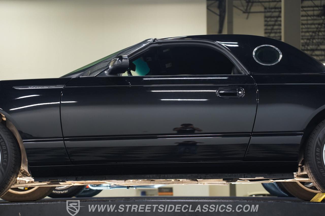 2005 Ford Thunderbird
