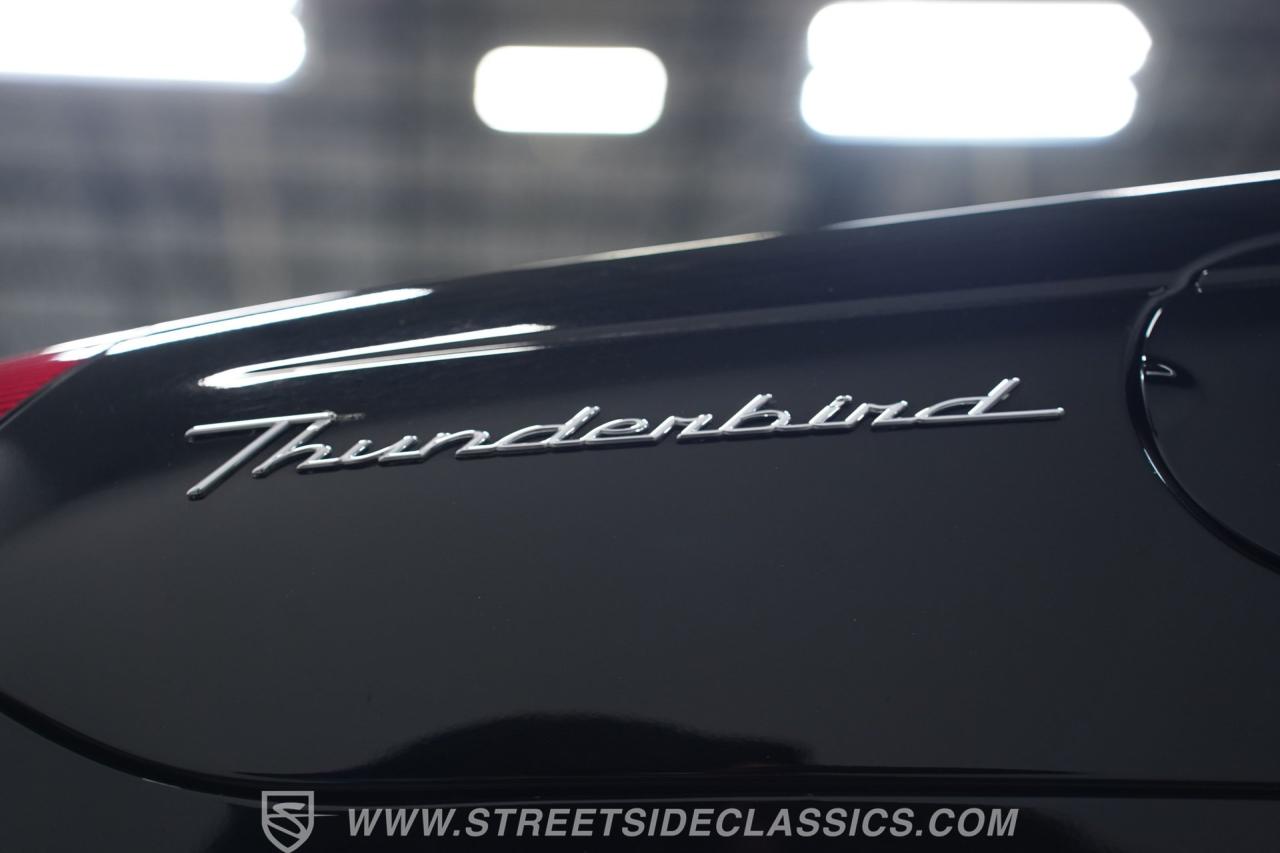 2005 Ford Thunderbird