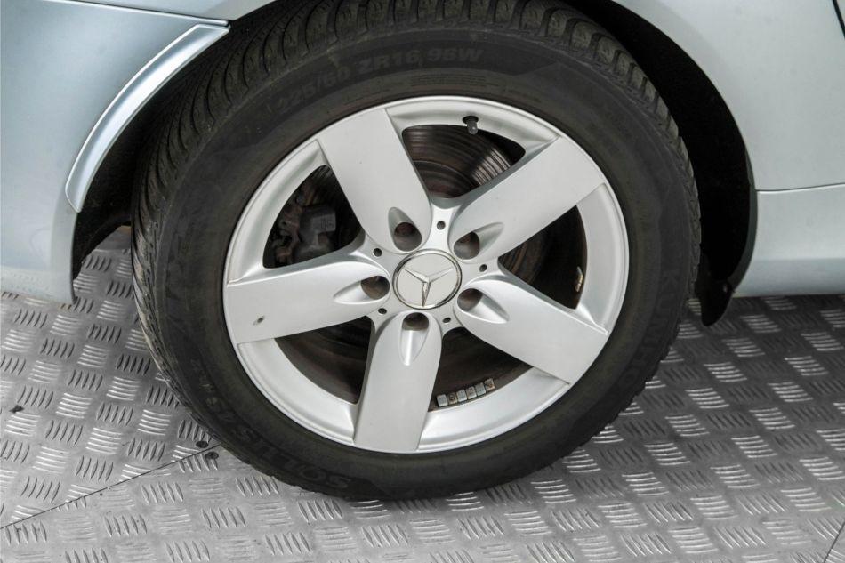 2004 Mercedes - Benz SLK