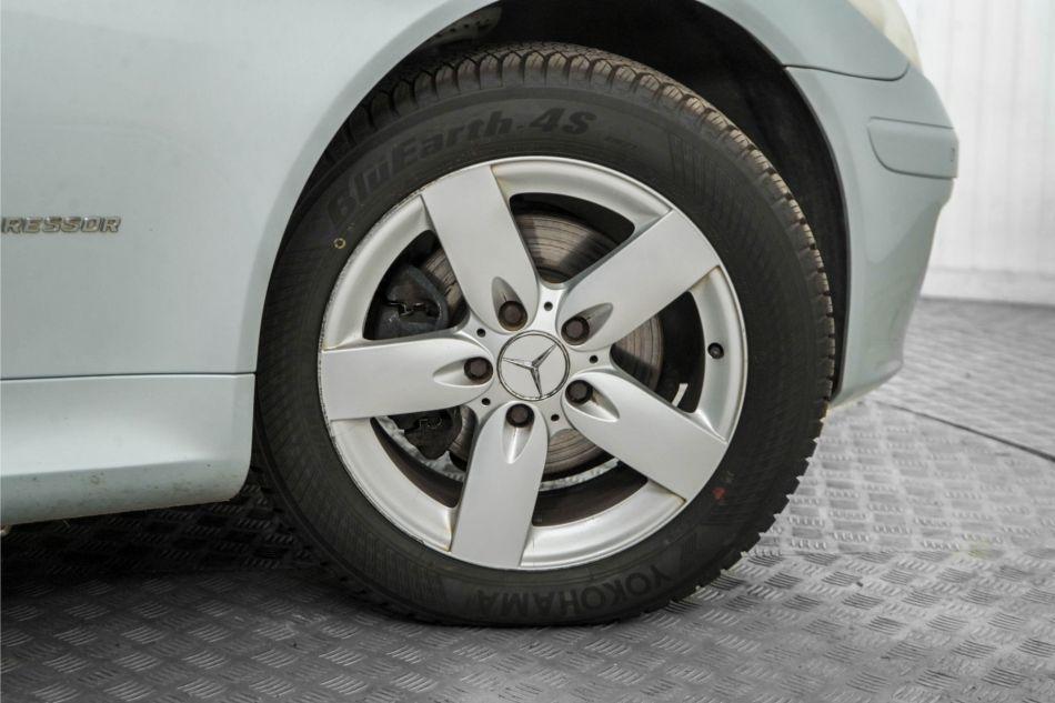 2004 Mercedes - Benz SLK