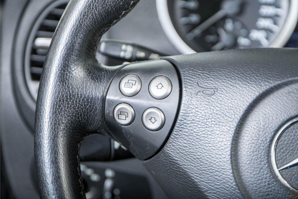 2004 Mercedes - Benz SLK