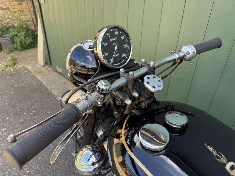 1951 VINCENT SERIES C BLACK SHADOW