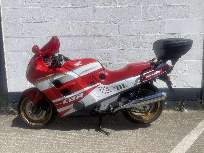 1991 Honda CBR1000F-K