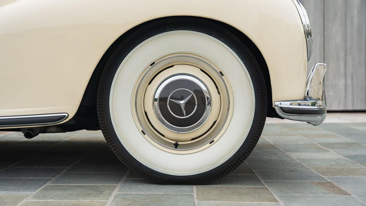 1953 Mercedes - Benz 300 S Roadster