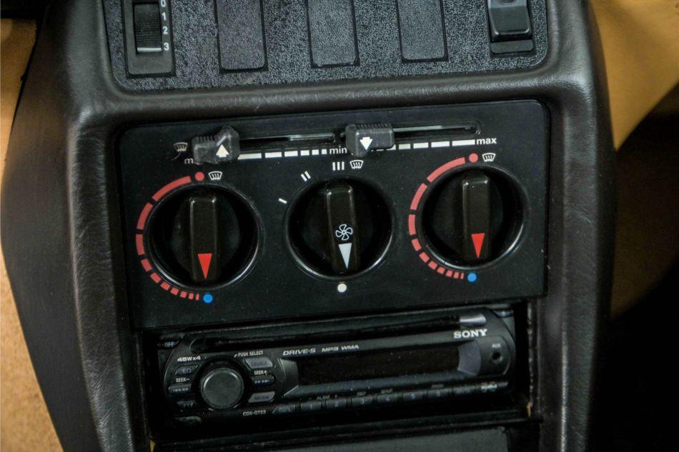 1980 Mercedes - Benz 300d w123