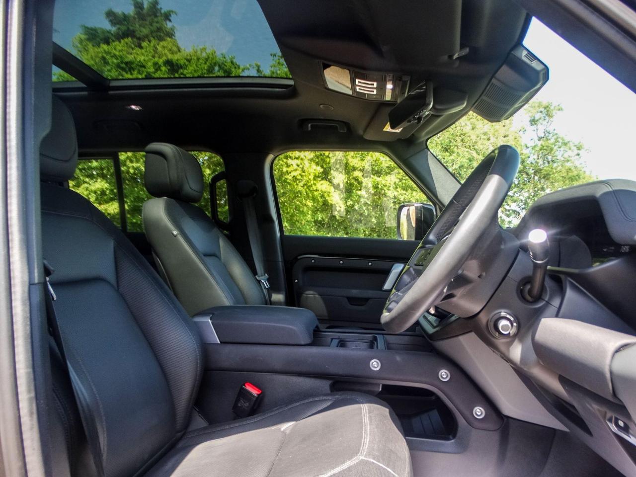 2023 Land Rover 2.0 P400e 15.4kWh X-Dynamic HSE Auto 4WD Euro 6 (s/s) 5dr