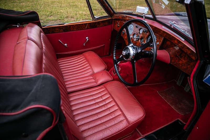 1954 Jaguar XK120 DHC