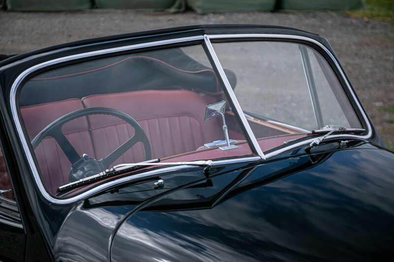 1954 Jaguar XK120 DHC