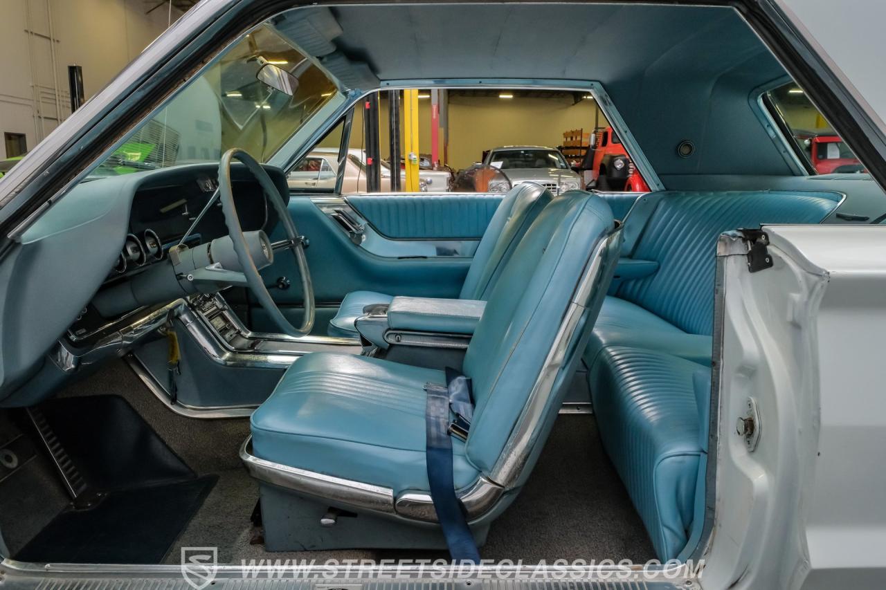 1965 Ford Thunderbird