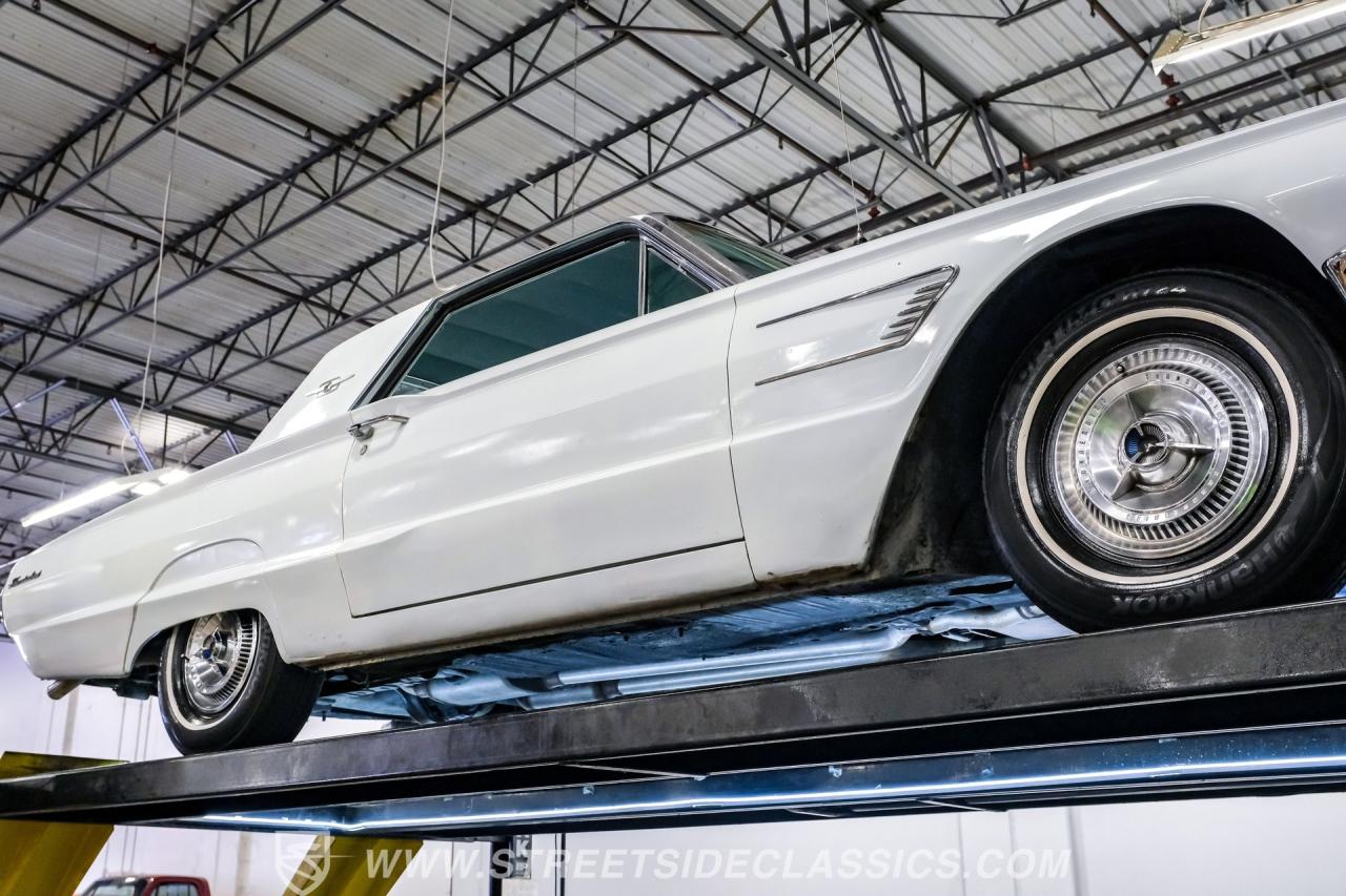 1965 Ford Thunderbird