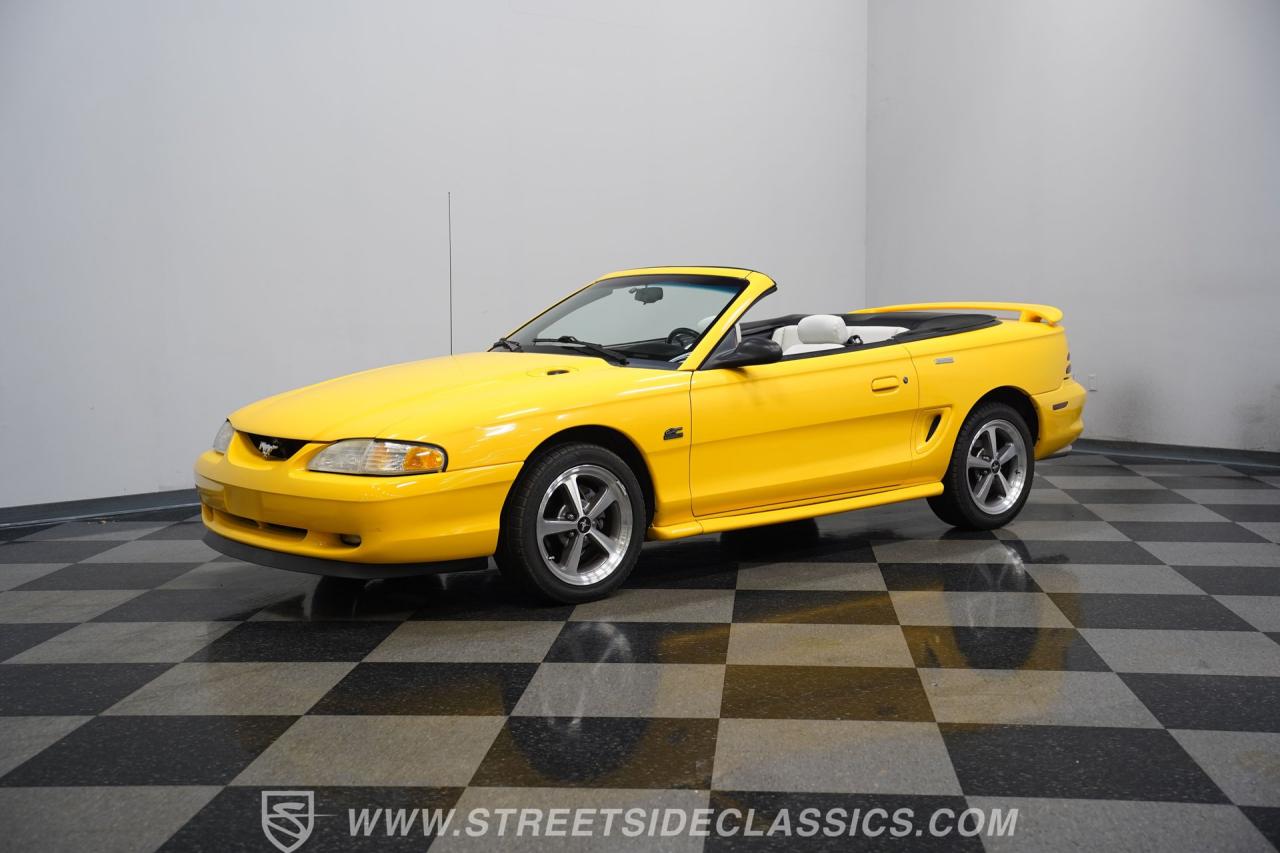1995 Ford Mustang GT Convertible