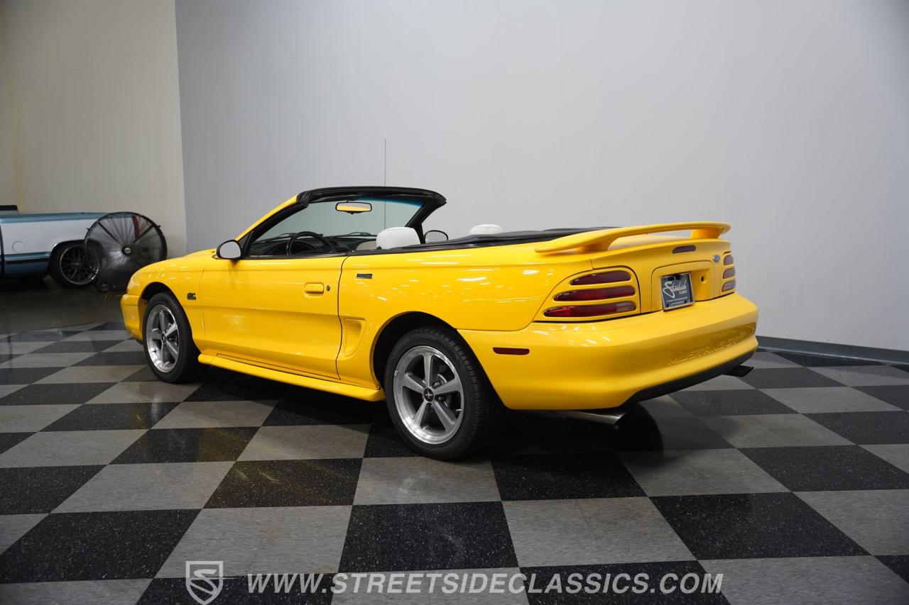 1995 Ford Mustang GT Convertible