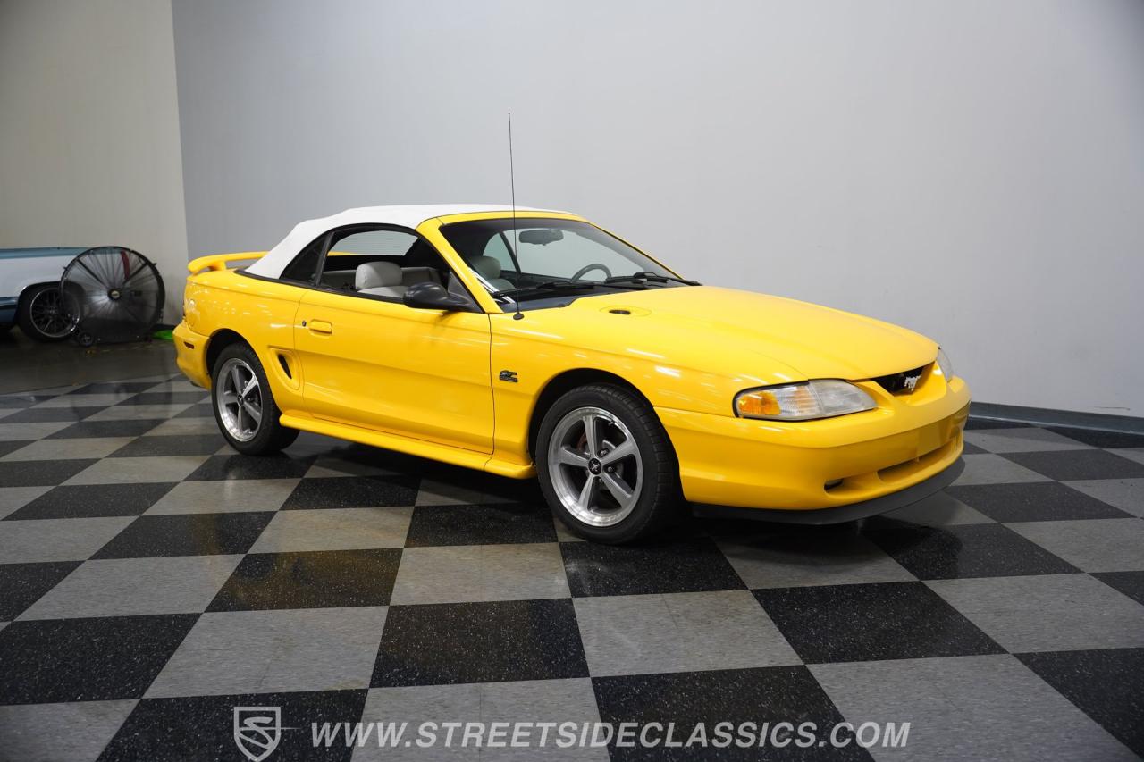 1995 Ford Mustang GT Convertible