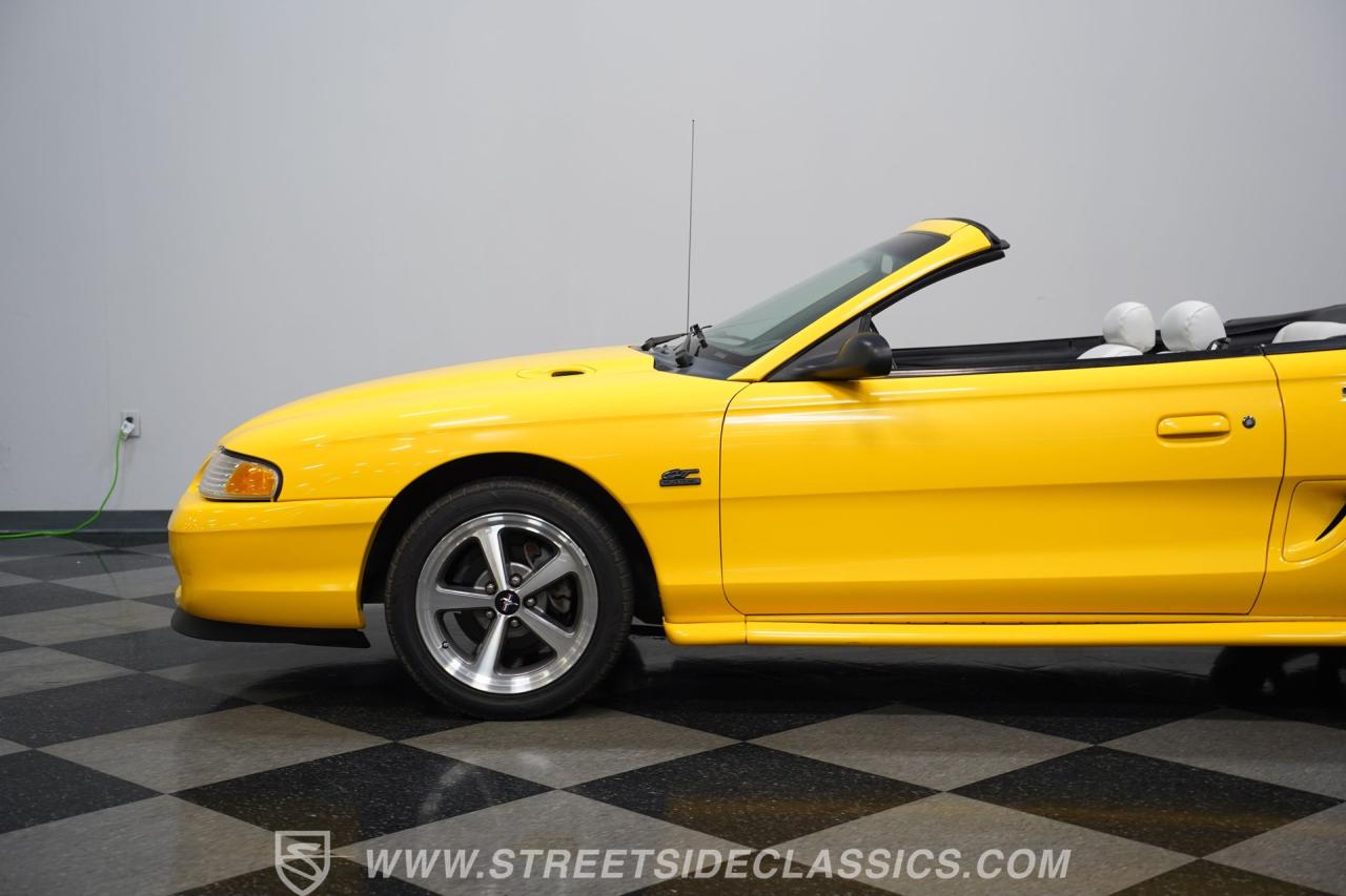 1995 Ford Mustang GT Convertible