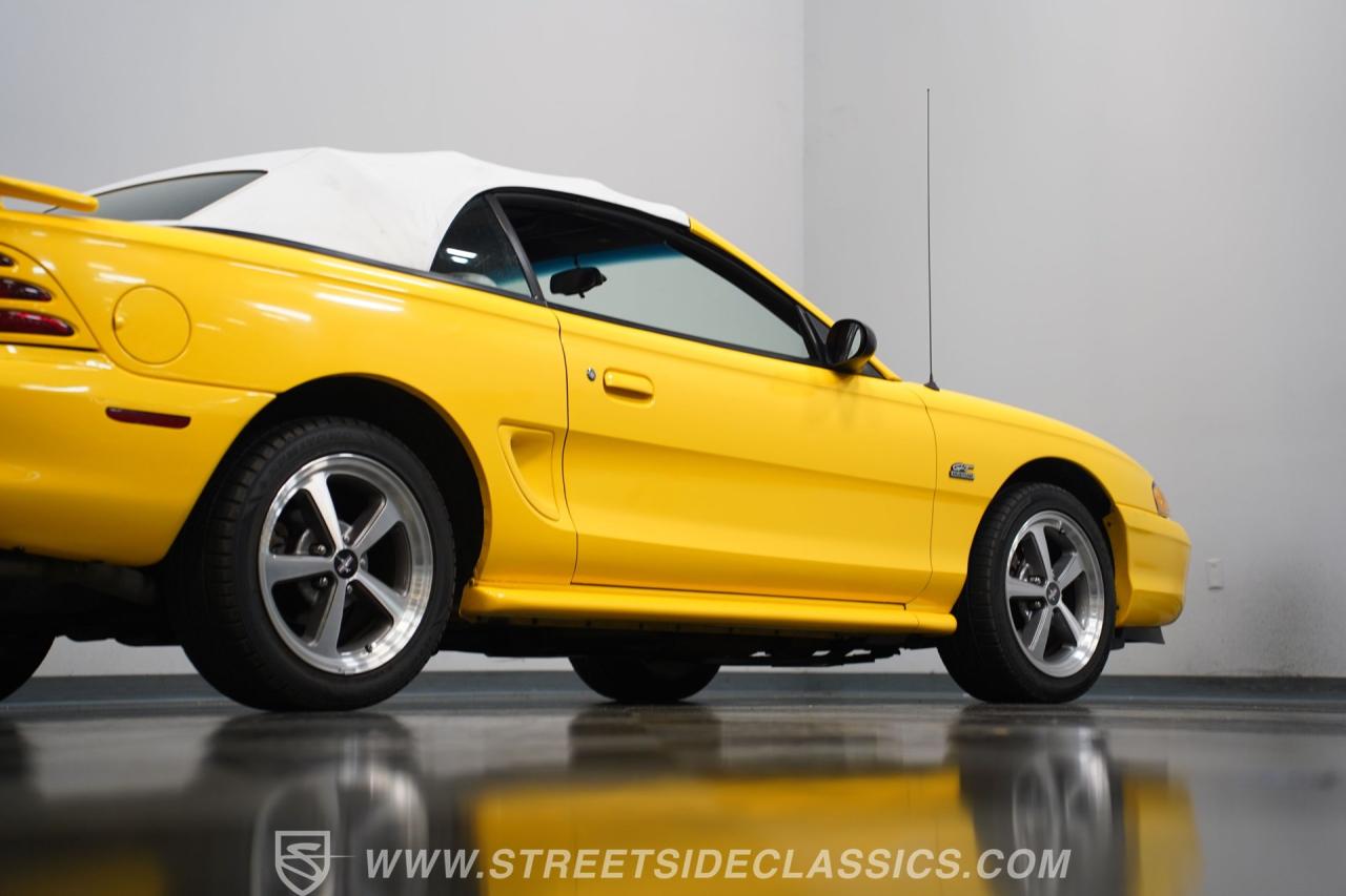 1995 Ford Mustang GT Convertible
