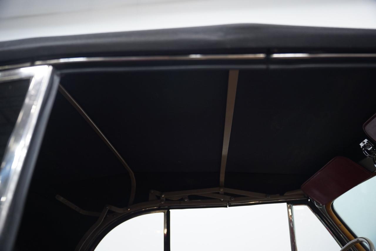 1946 Ford Super Deluxe Convertible
