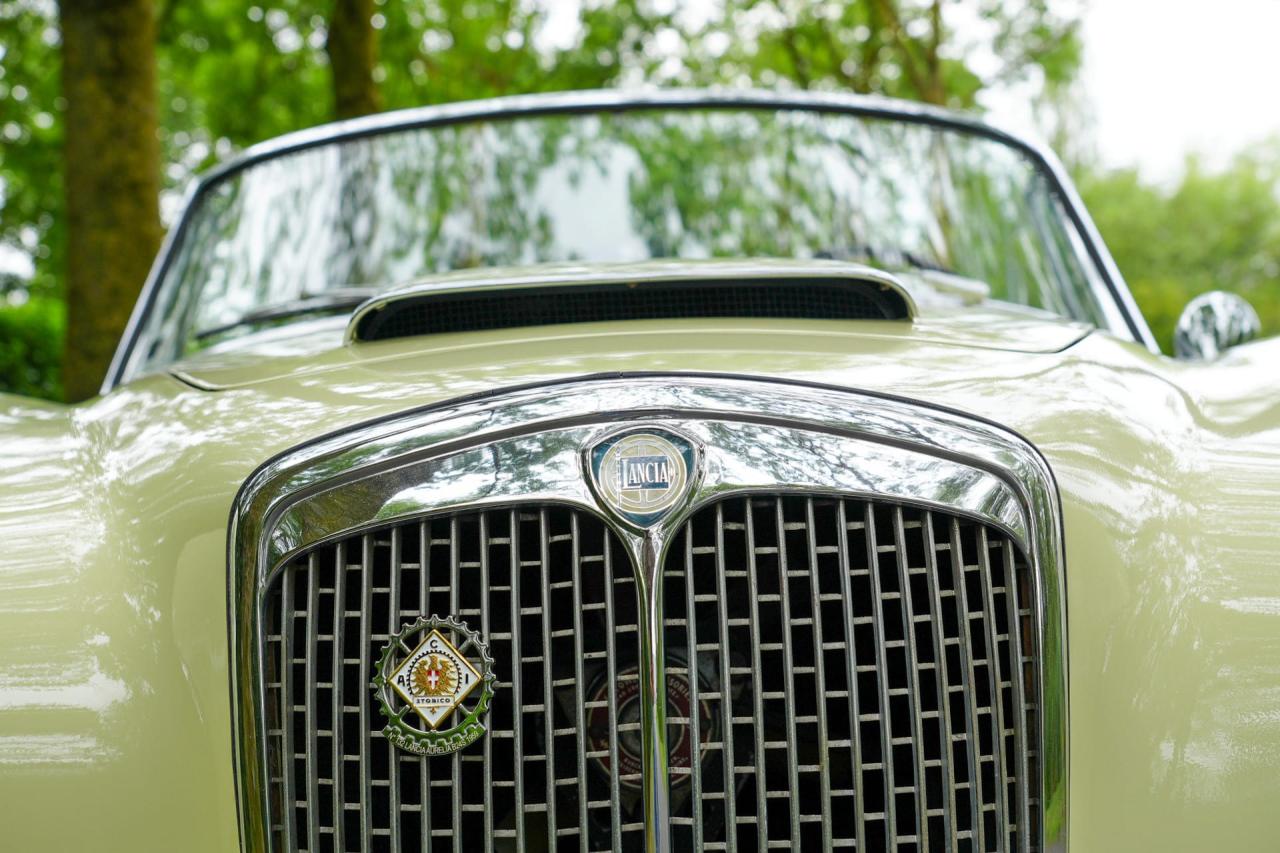 1958 Lancia Aurelia B24 Convertible