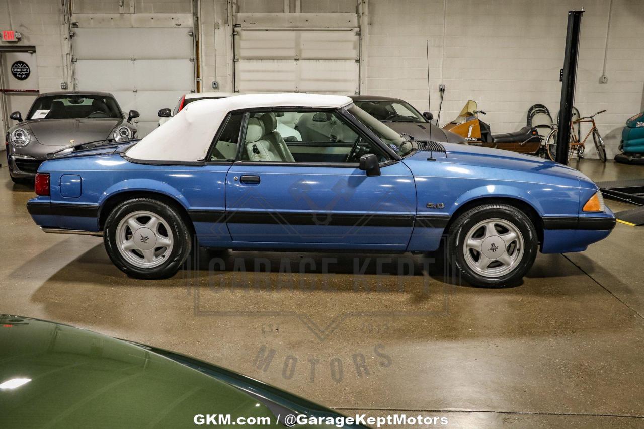 1989 Ford Mustang