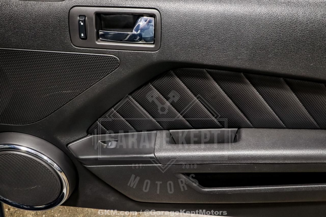 2010 Ford Mustang