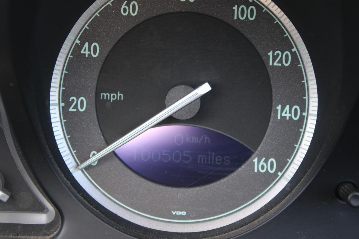 2003 Mercedes - Benz SL500 AUTO