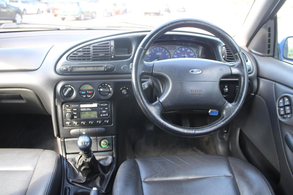 2000 Ford MONDEO ST200