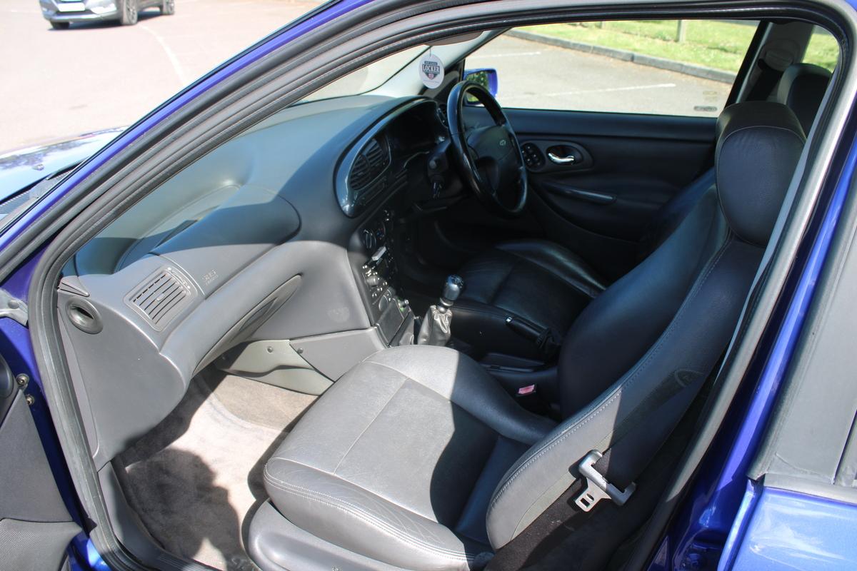 2000 Ford MONDEO ST200
