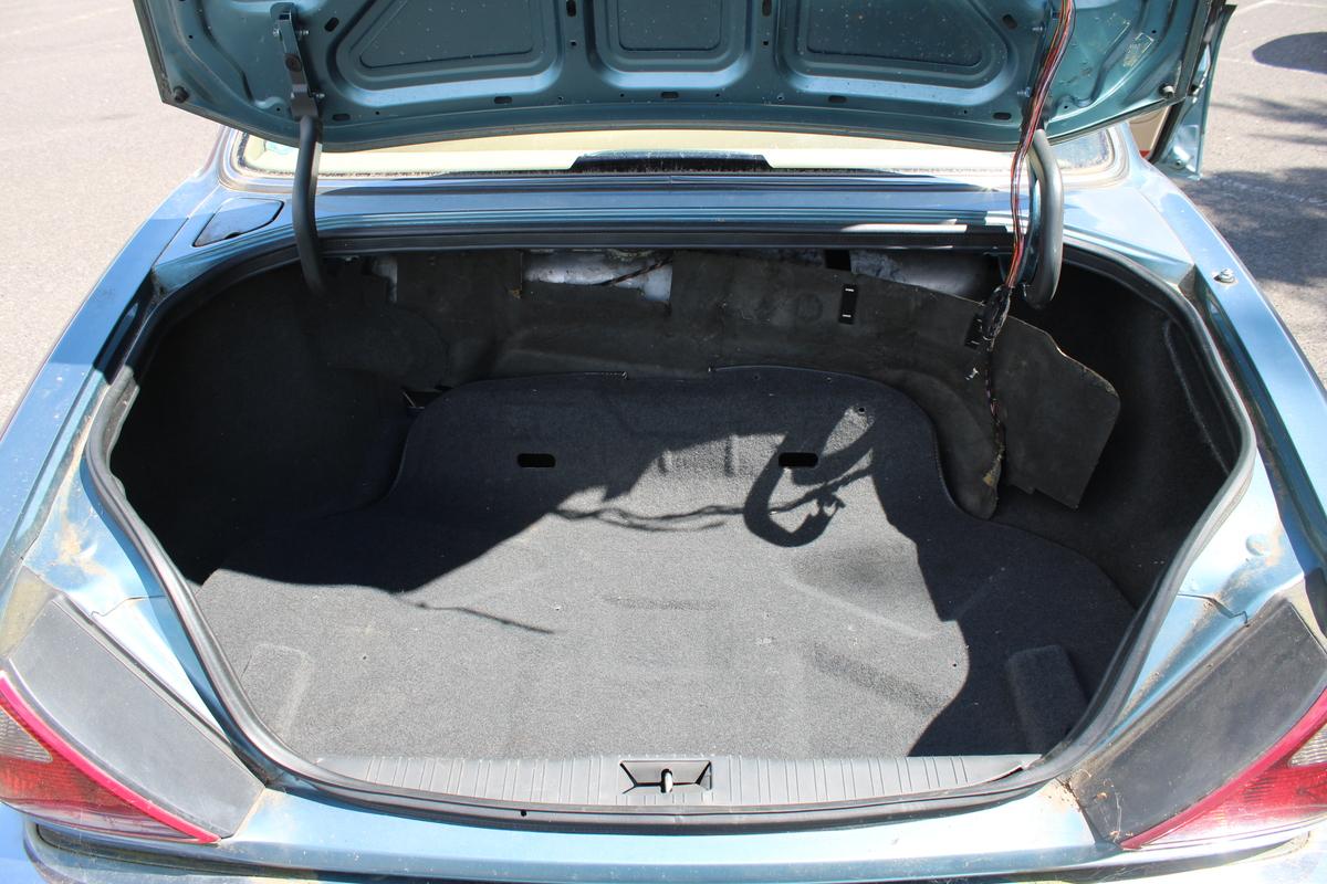 1999 Jaguar XJ8 AUTO