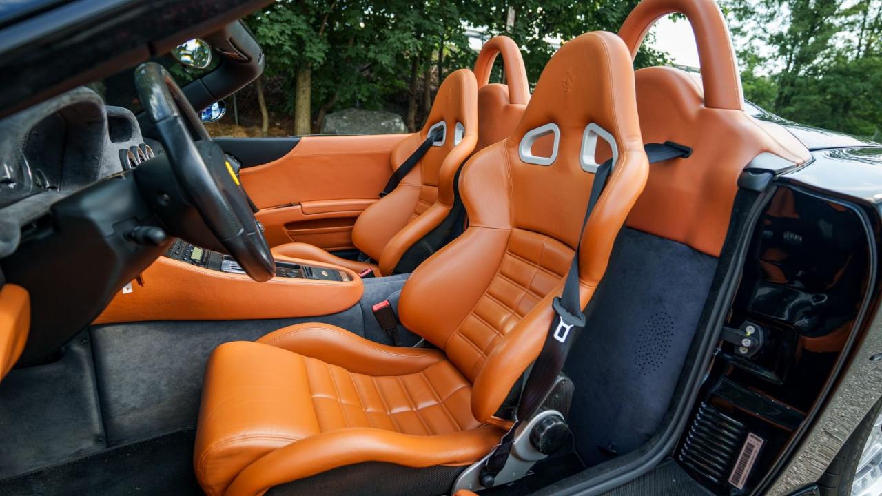 2001 Ferrari 550 Barchetta Pininfarina