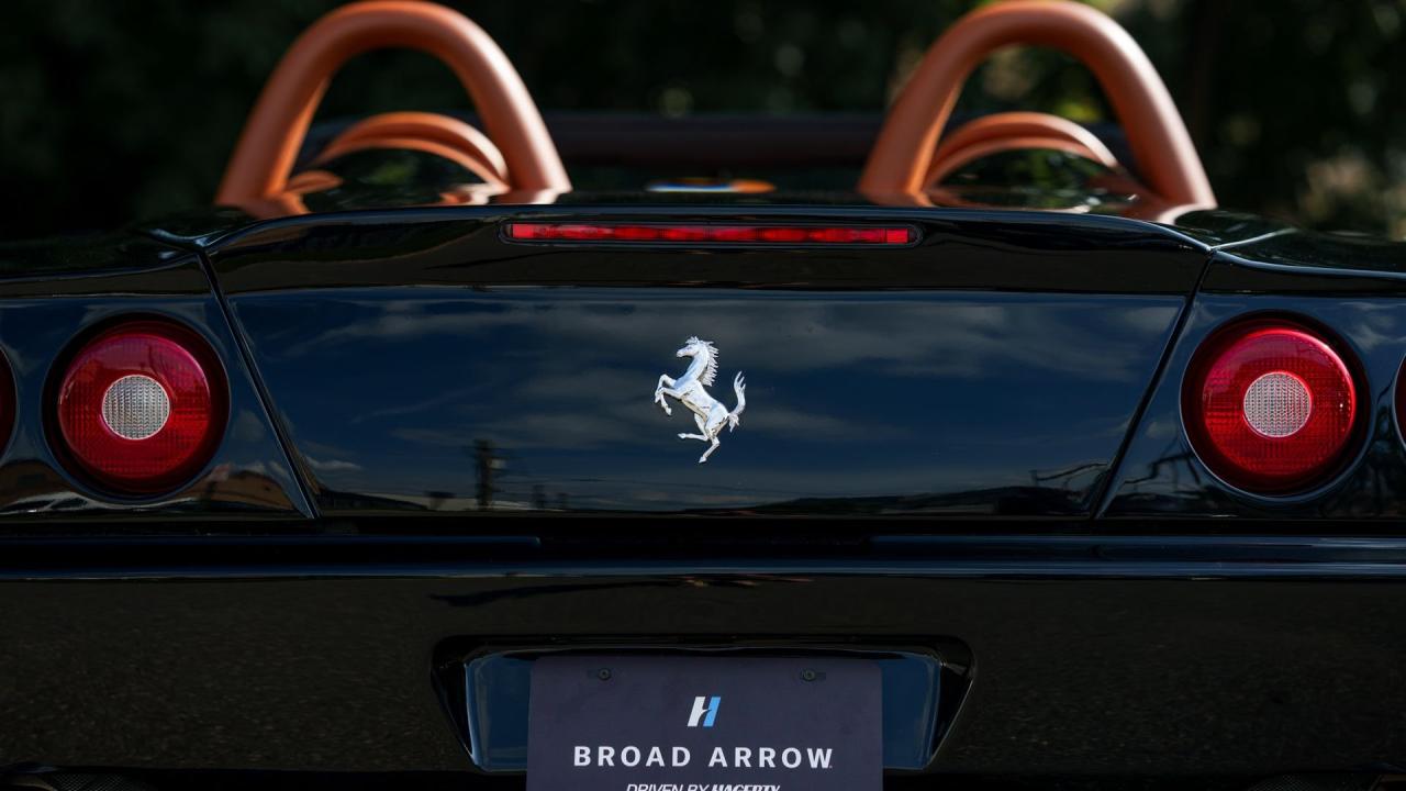 2001 Ferrari 550 Barchetta Pininfarina