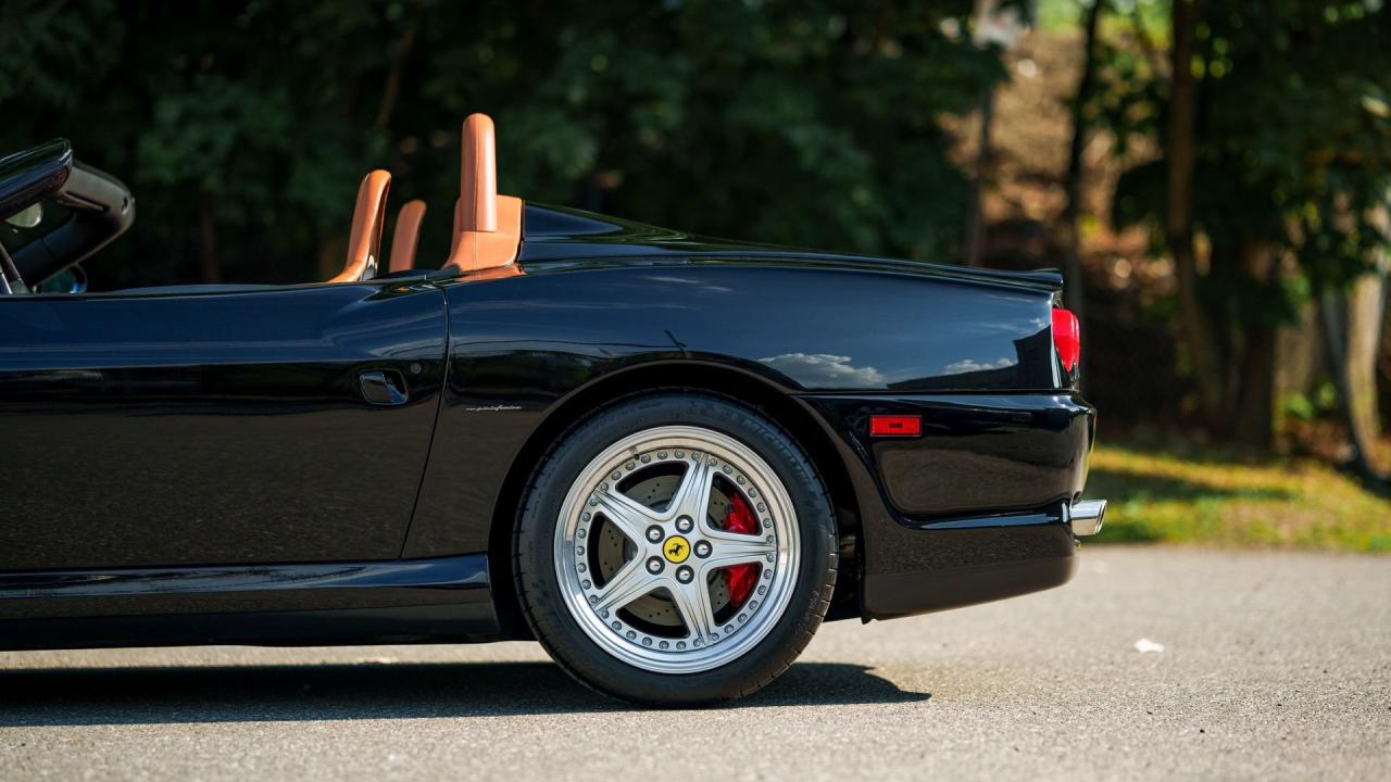 2001 Ferrari 550 Barchetta Pininfarina