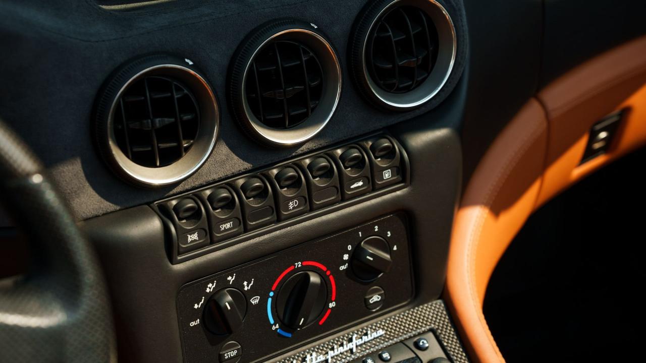 2001 Ferrari 550 Barchetta Pininfarina
