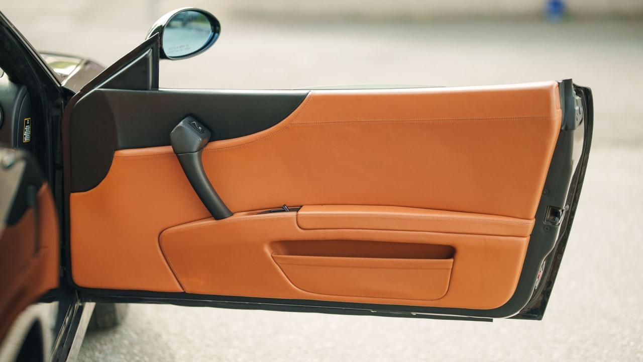 2001 Ferrari 550 Barchetta Pininfarina