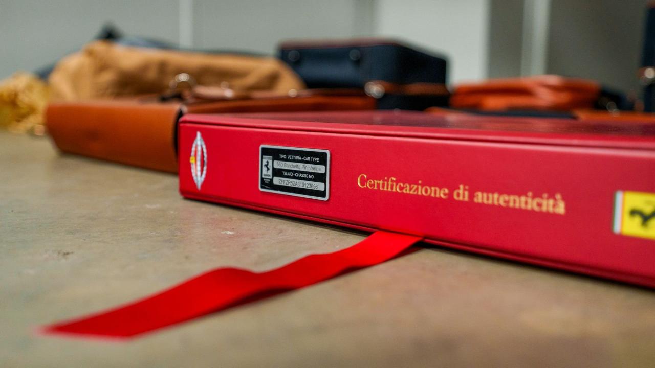 2001 Ferrari 550 Barchetta Pininfarina
