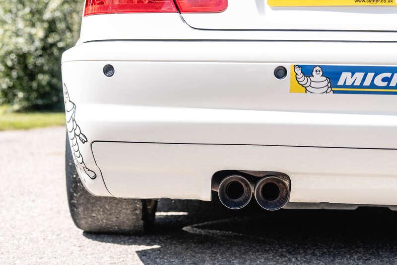 2005 BMW M3 E46