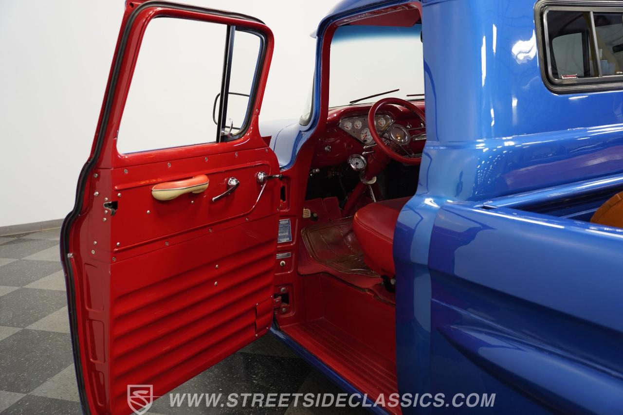 1958 Chevrolet Apache Fleetside