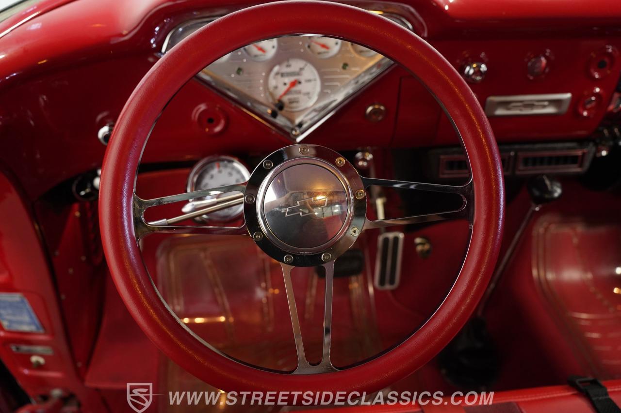 1958 Chevrolet Apache Fleetside