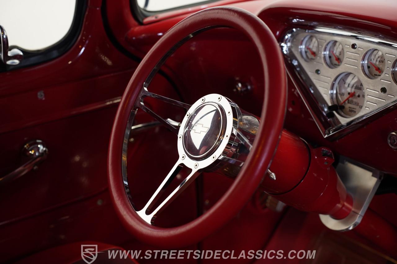1958 Chevrolet Apache Fleetside