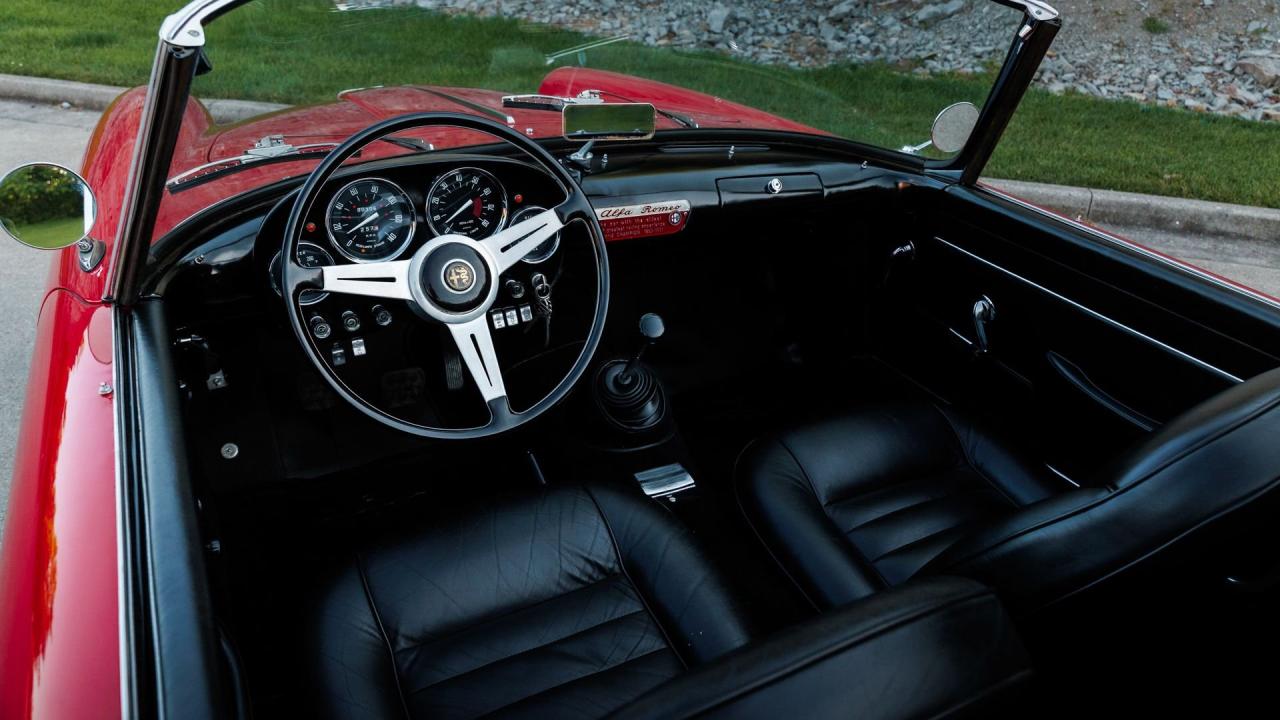 1960 Alfa Romeo 2000 Spider