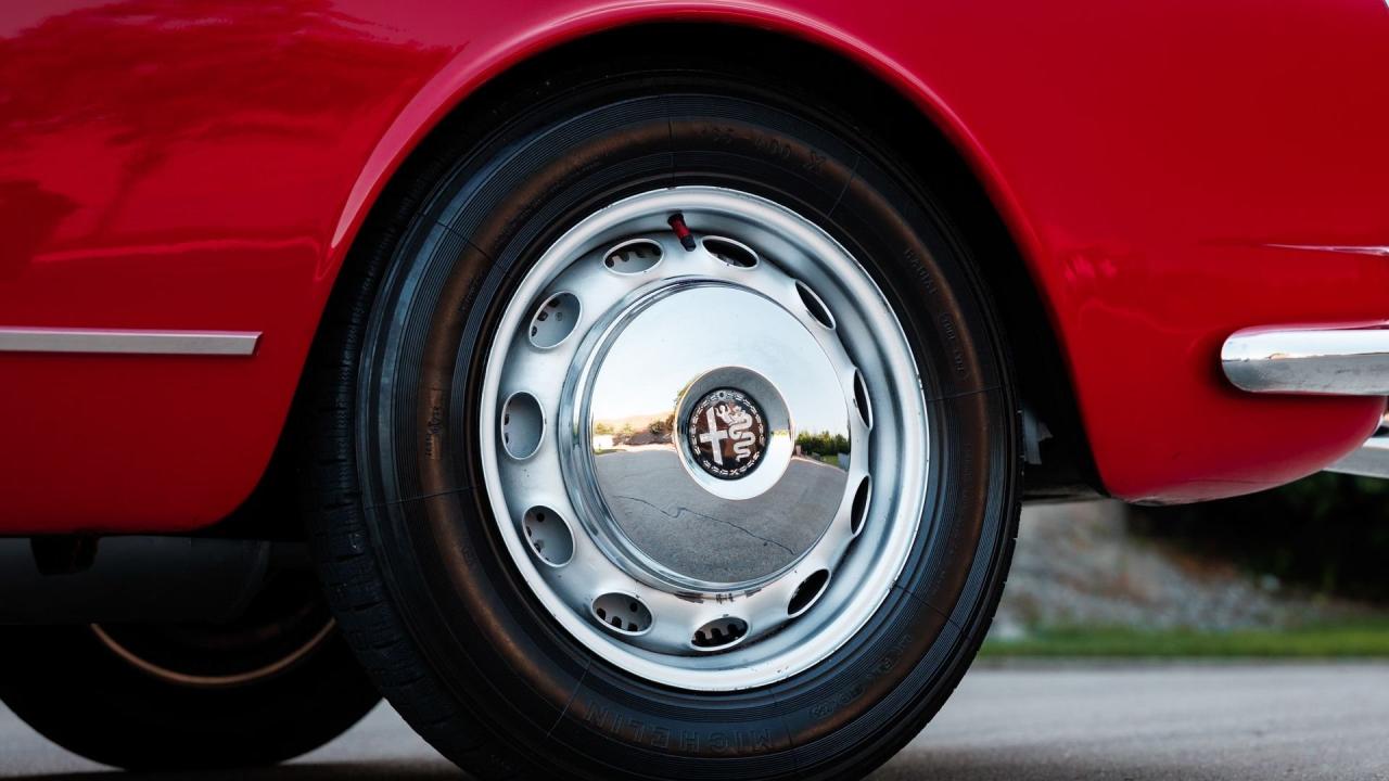1960 Alfa Romeo 2000 Spider