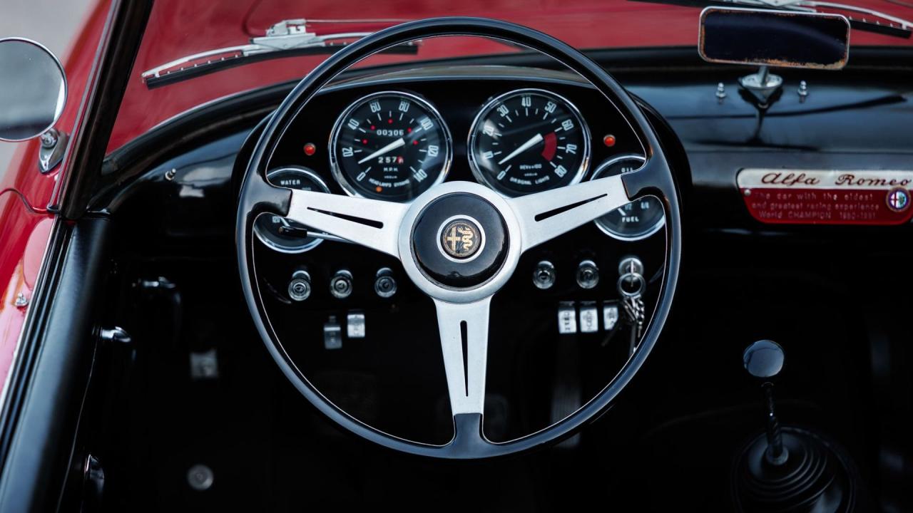 1960 Alfa Romeo 2000 Spider