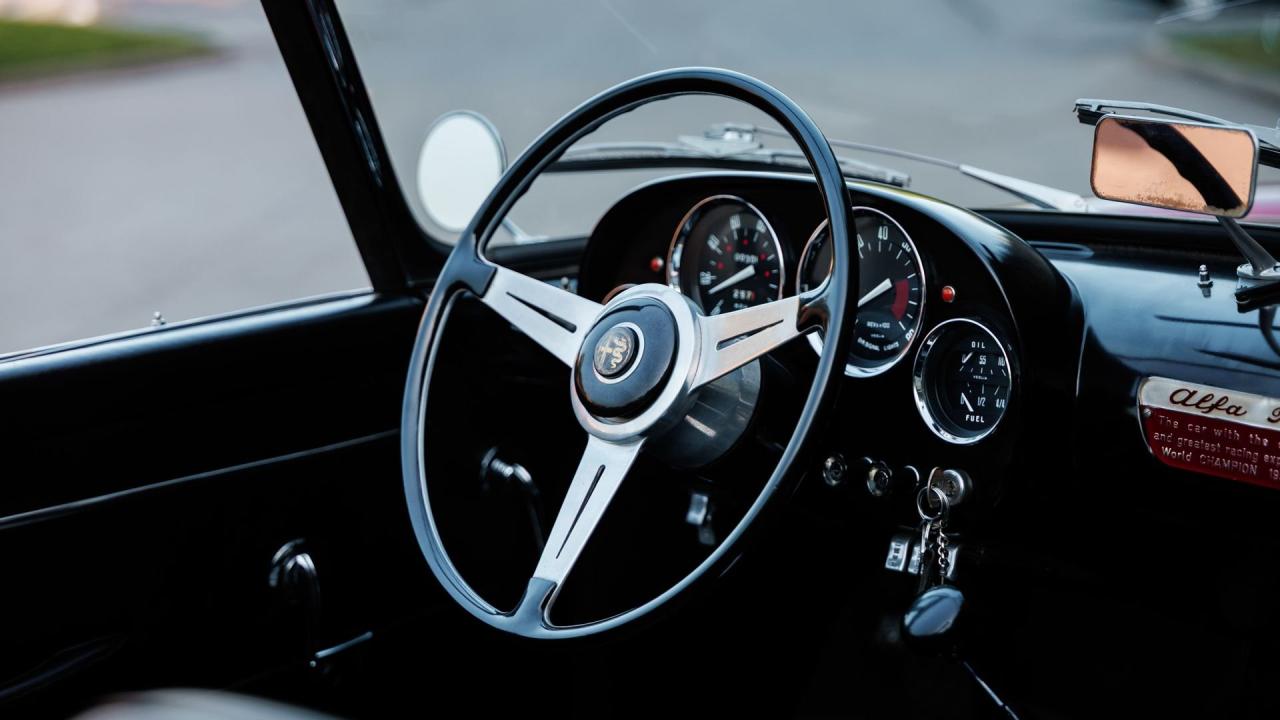 1960 Alfa Romeo 2000 Spider