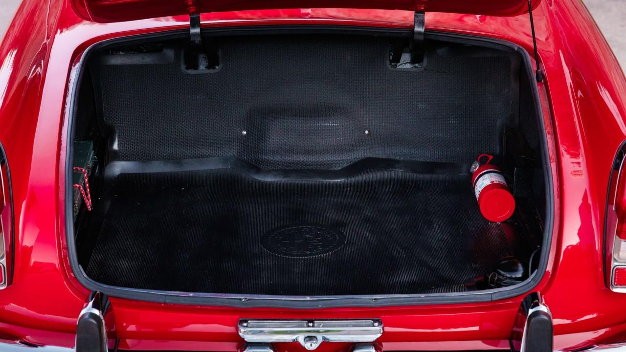1960 Alfa Romeo 2000 Spider