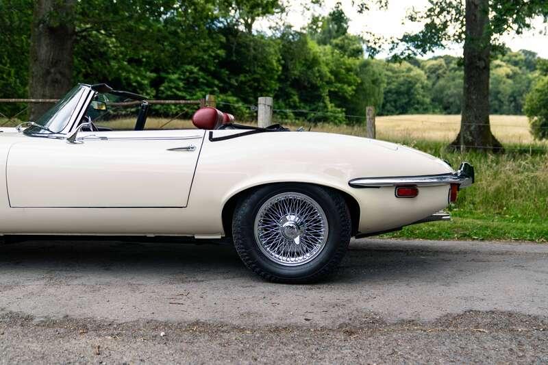 1971 Jaguar E-TYPE SERIES 3 V12 ROADSTER