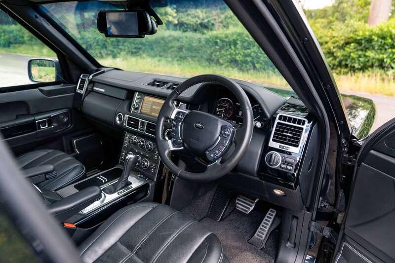 2012 Land Rover RANGE ROVER L322 AUTOBIOGRAPHY 5.0-LITRE SUPERCHAR