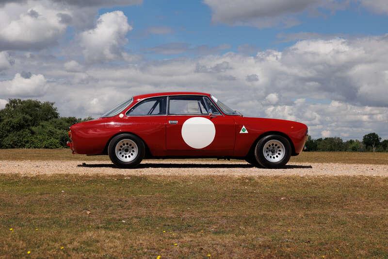 1971 Alfa Romeo 1750 GT VELOCE