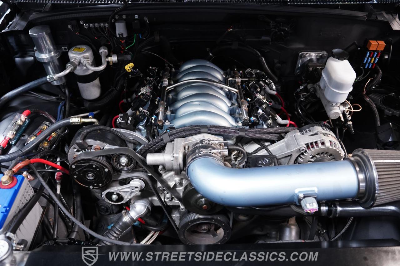 1988 GMC Sierra LS3 Restomod