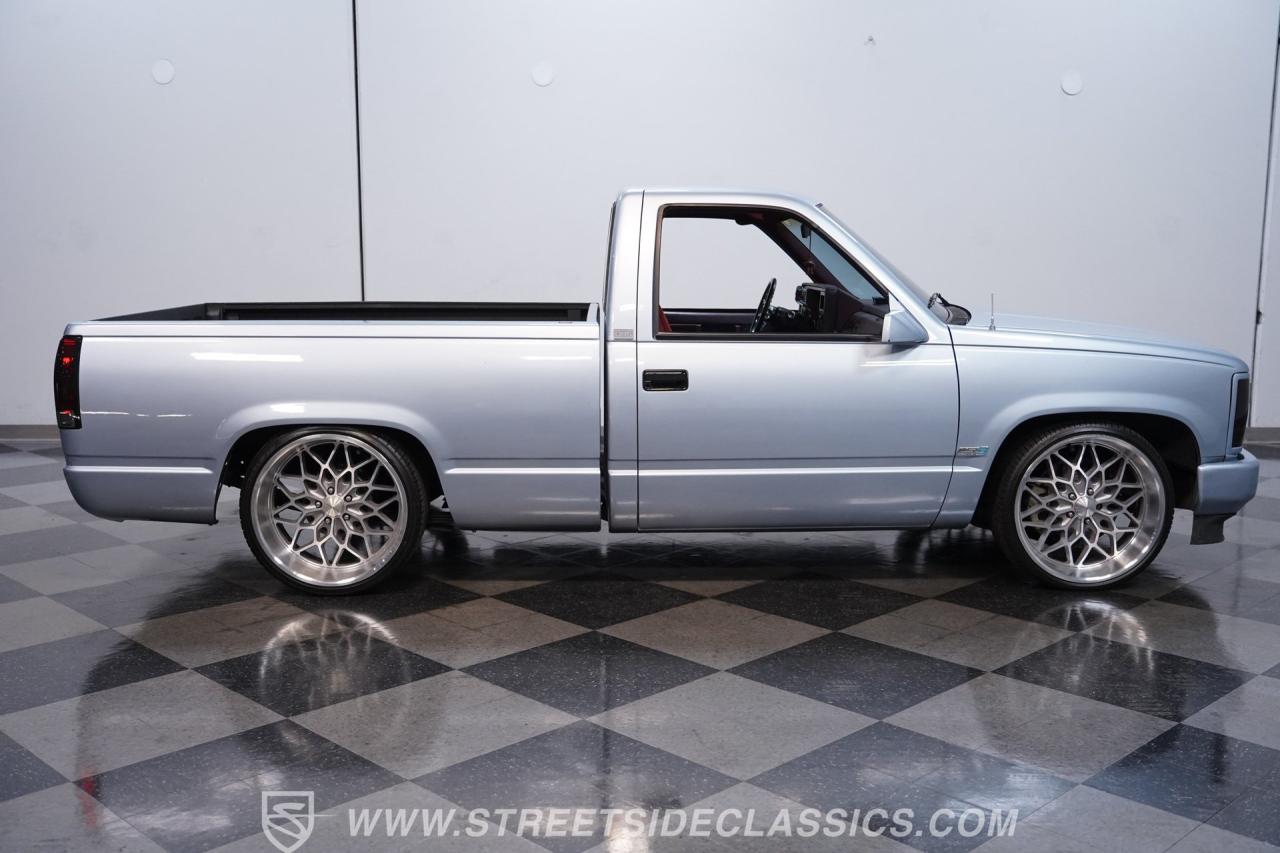 1988 GMC Sierra LS3 Restomod