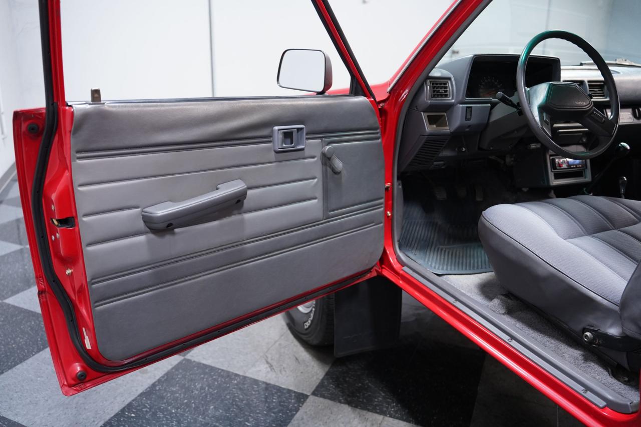1988 Toyota Pickup SR5 4X4